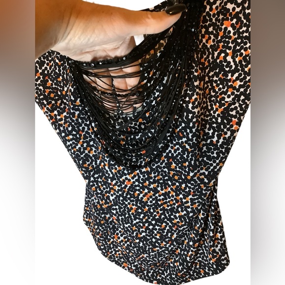 JTB Women’s Cap Sleeve Blouse w/Unique Beaded Neckline. - Picture 3 of 7
